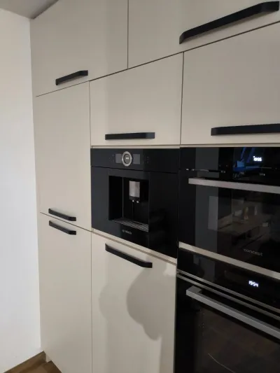 Kuchyňská linka s vestavěným kávovarem, Ústí nad Labem